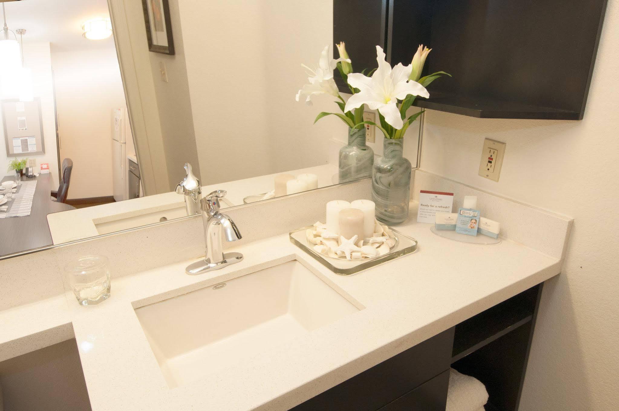 Sonesta Simply Suites Anaheim غاردين غروفي، أورانج، كاليفورنيا المظهر الخارجي الصورة