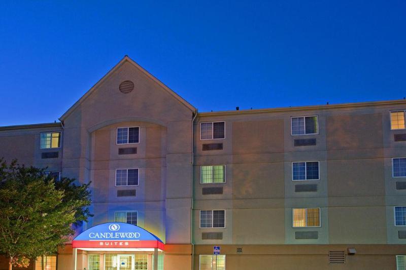 Sonesta Simply Suites Anaheim غاردين غروفي، أورانج، كاليفورنيا المظهر الخارجي الصورة