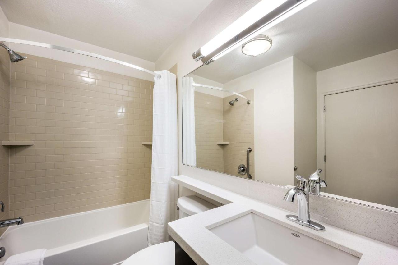 Sonesta Simply Suites Anaheim غاردين غروفي، أورانج، كاليفورنيا المظهر الخارجي الصورة