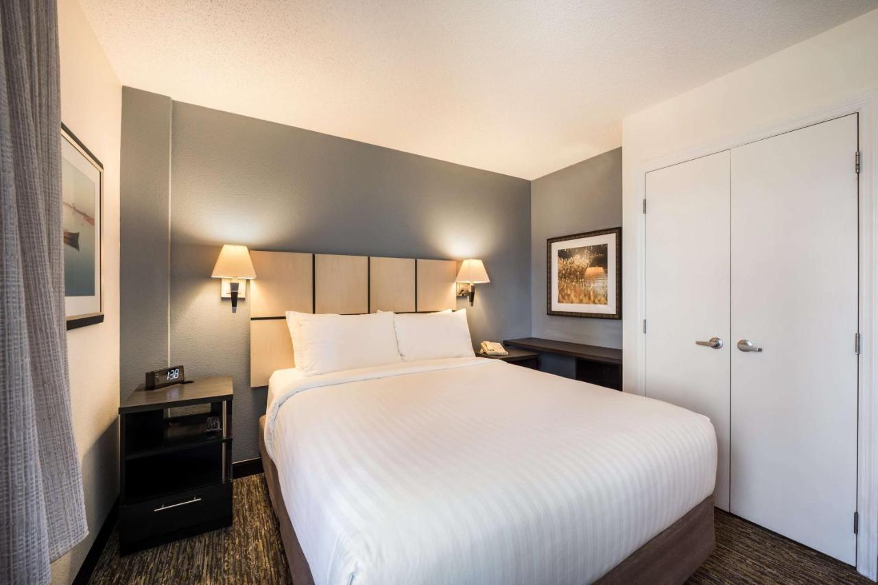 Sonesta Simply Suites Anaheim غاردين غروفي، أورانج، كاليفورنيا المظهر الخارجي الصورة