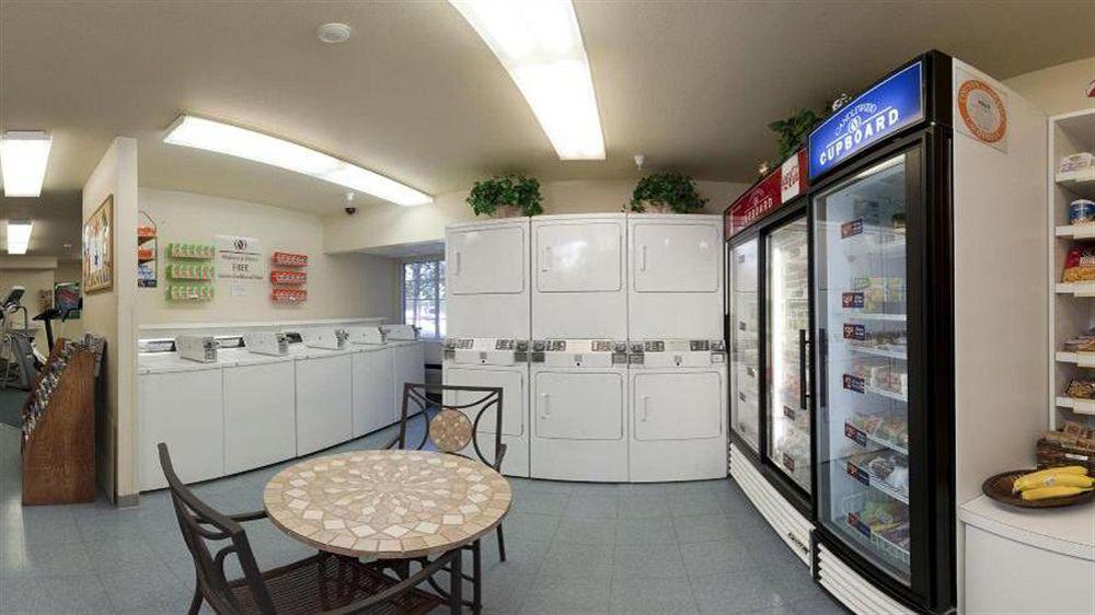 Sonesta Simply Suites Anaheim غاردين غروفي، أورانج، كاليفورنيا المظهر الخارجي الصورة